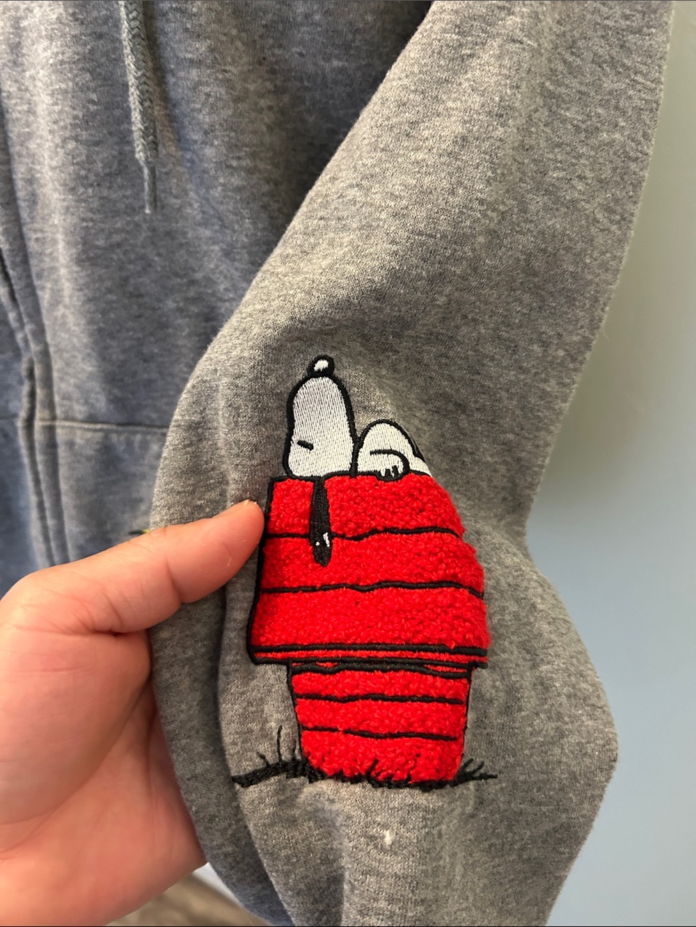 Peanuts Gray women’s Zip Hoodie with Snoopy, Woodstock & Red Doghouse Details - Picture 7 of 8